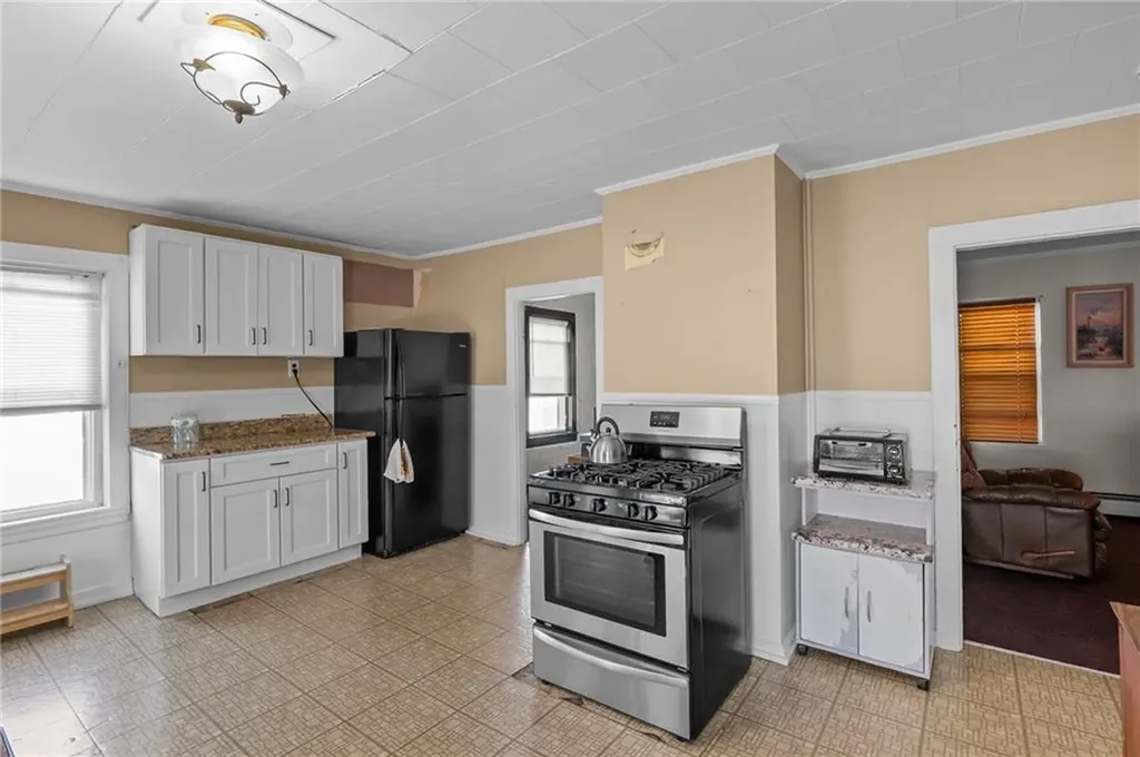 43 Pearl Street Lincoln RI 02838