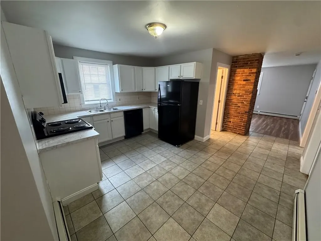 136 Almy Street Providence RI 02909