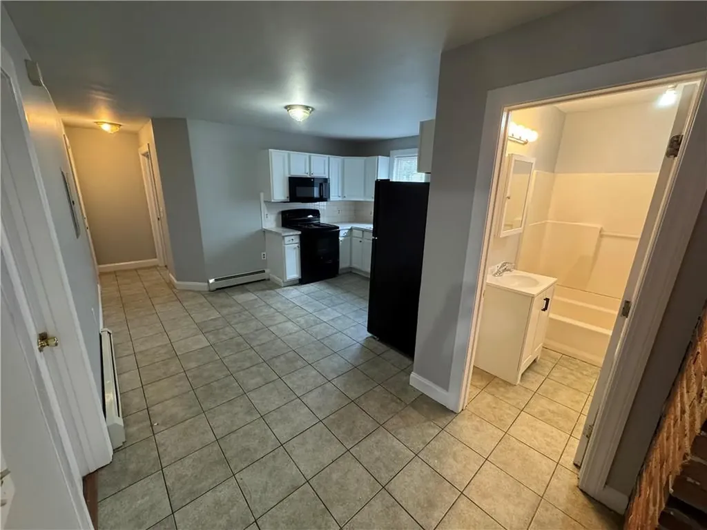 136 Almy Street Providence RI 02909