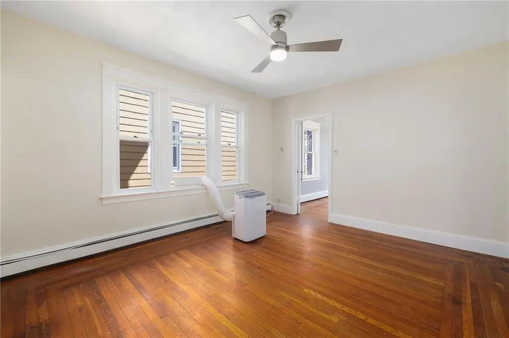559 Branch Avenue Providence RI 02904