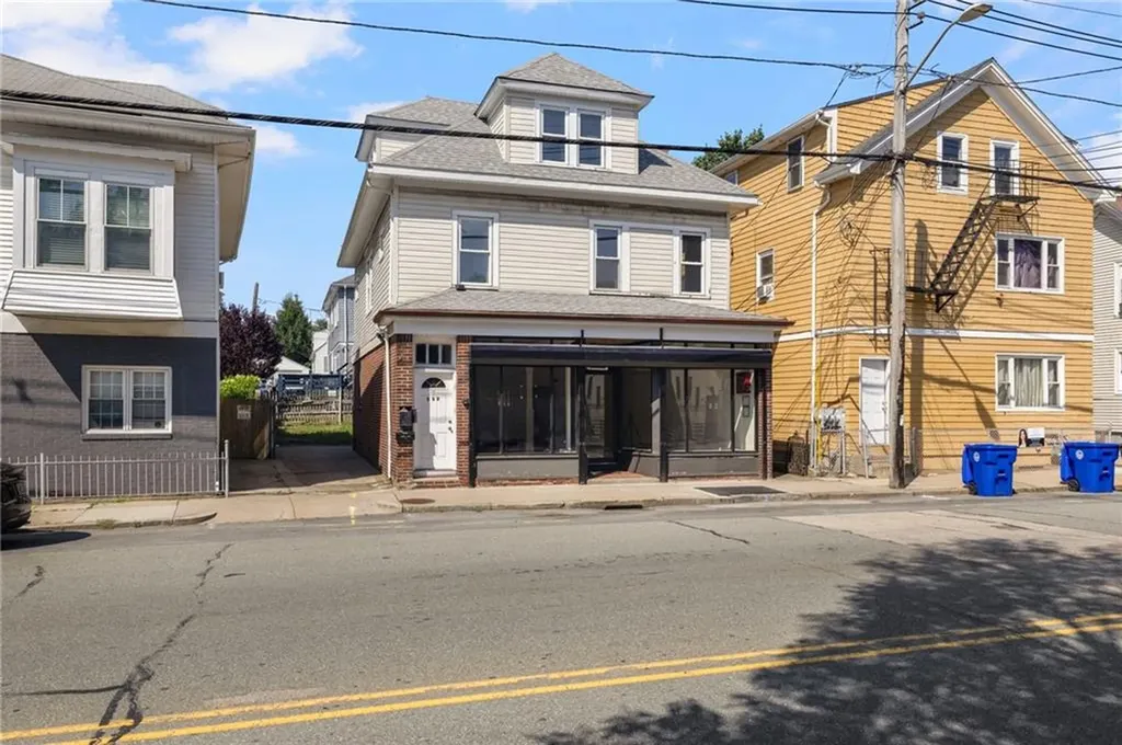 559 Branch Avenue Providence RI 02904