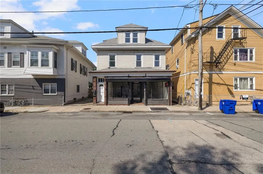 559 Branch Avenue Providence RI 02904