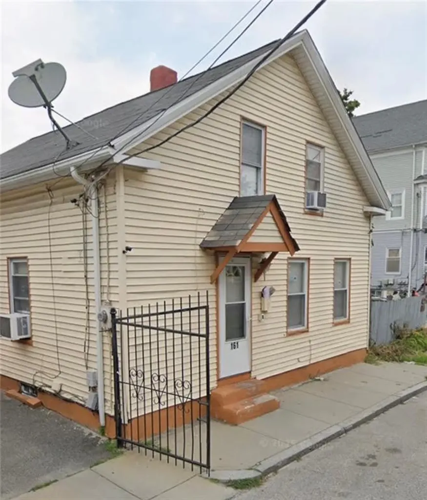 161 Stanwood Street Providence RI 02907