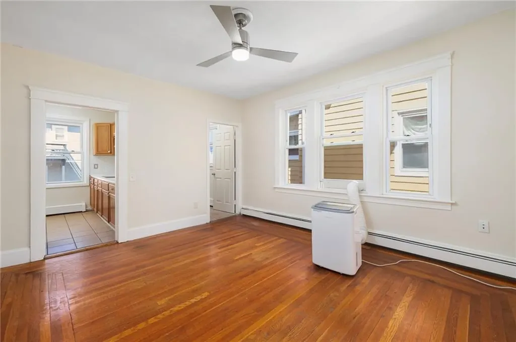559 Branch Avenue Providence RI 02904