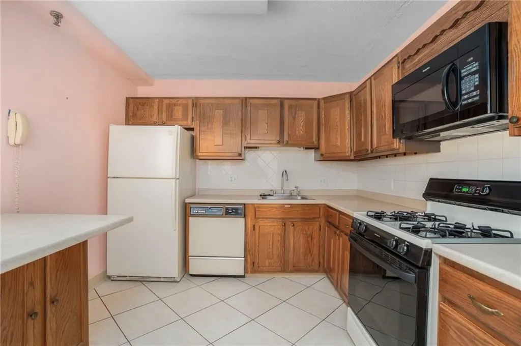 200 Hoffman Avenue Cranston RI 02920