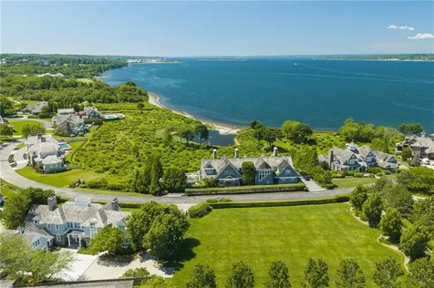 231 Carnegie Harbor Drive Portsmouth RI 02871