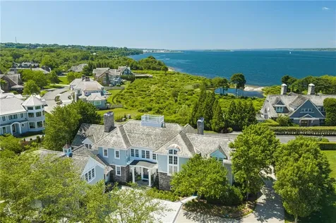 231 Carnegie Harbor Drive Portsmouth RI 02871