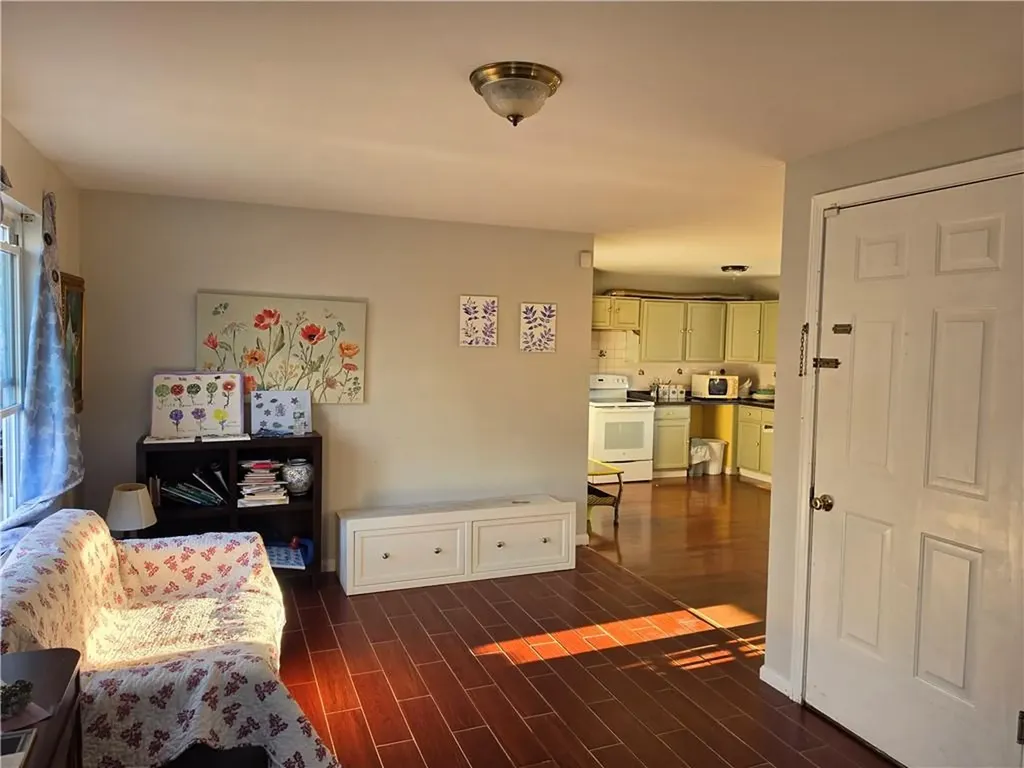 28 Benedict Street Providence RI 02907