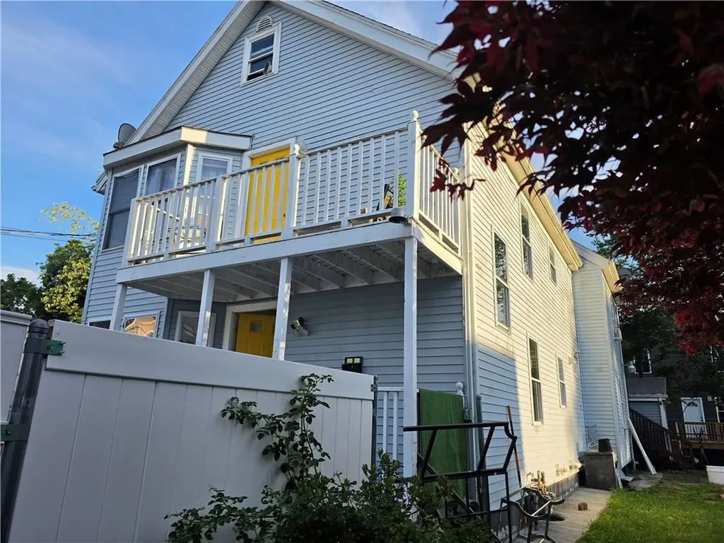 28 Benedict Street Providence RI 02907