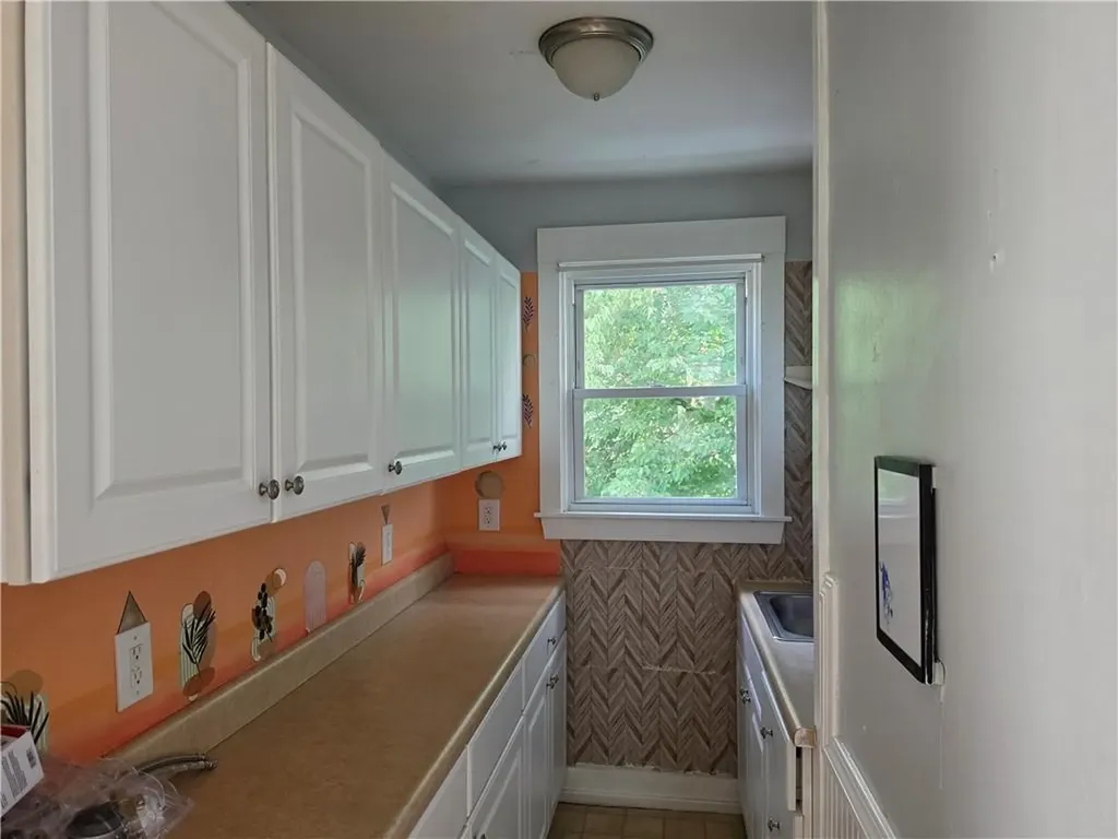 112 Bernon Street Providence RI 02908