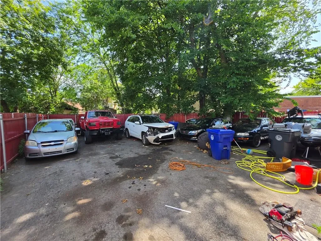 112 Bernon Street Providence RI 02908