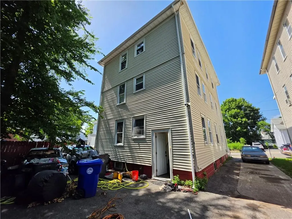 112 Bernon Street Providence RI 02908