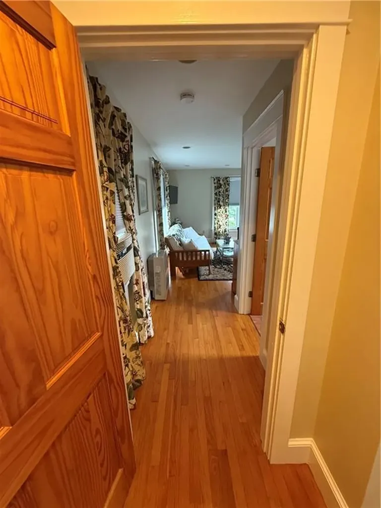 141 Coggeshall Avenue Newport RI 02840
