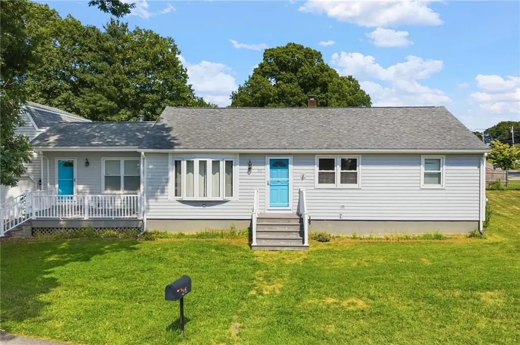 36 Holly Lane Tiverton RI 02878