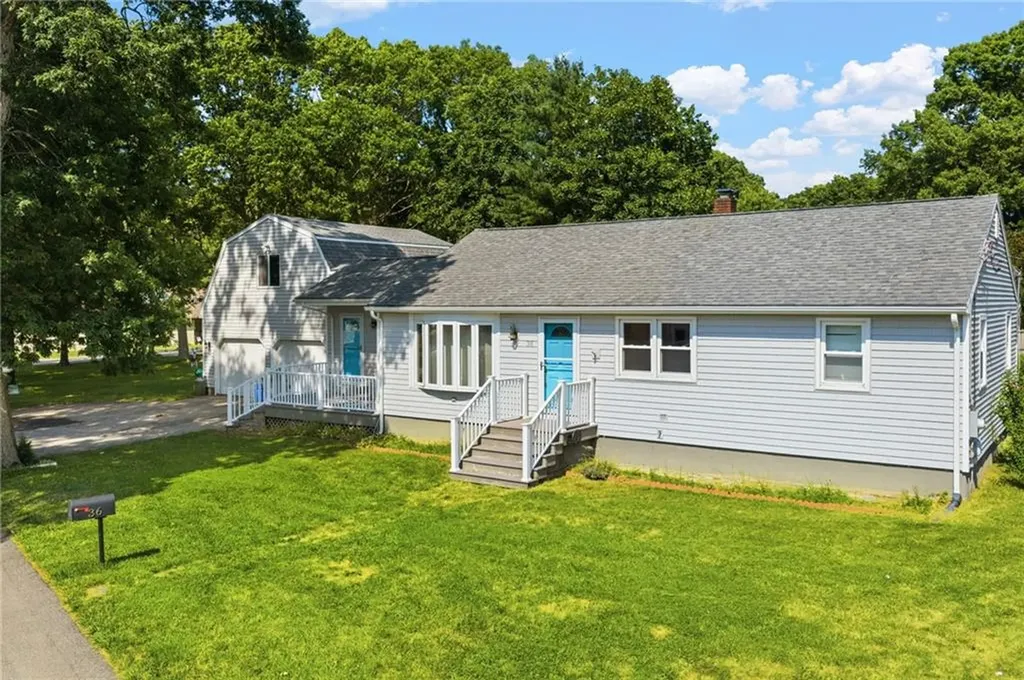 36 Holly Lane Tiverton RI 02878