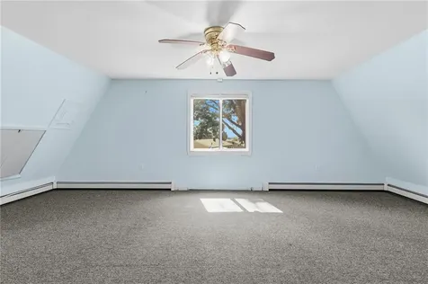 36 Holly Lane Tiverton RI 02878