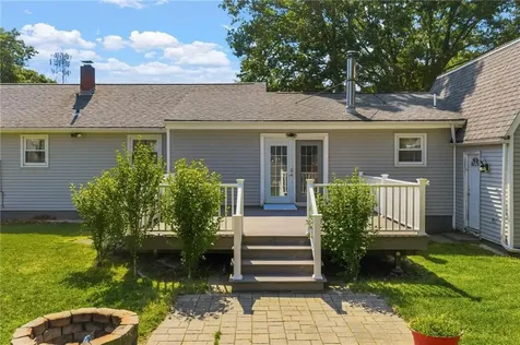 36 Holly Lane Tiverton RI 02878