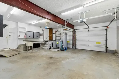 36 Holly Lane Tiverton RI 02878