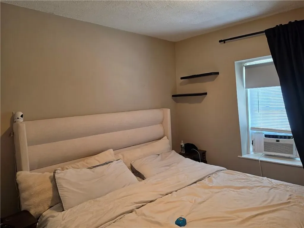 25 Seabury Street Providence RI 02909