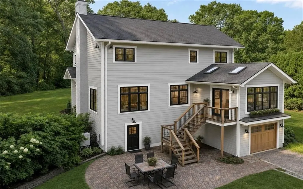 2 Overlook Drive Hopkinton RI 02804