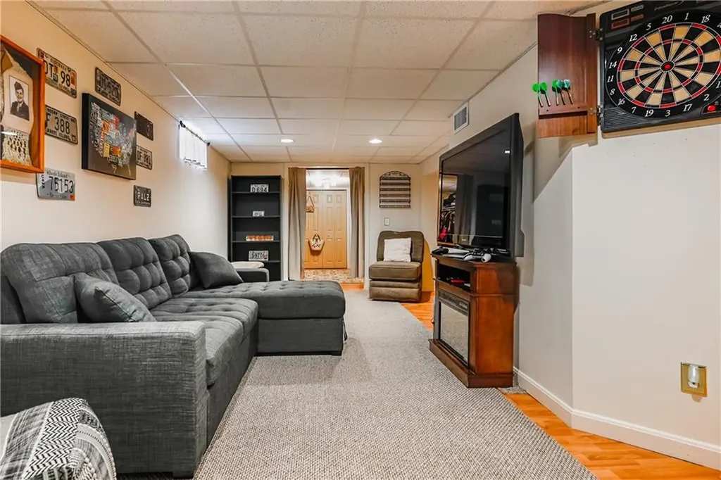 194 Vallette Street Cranston RI 02920
