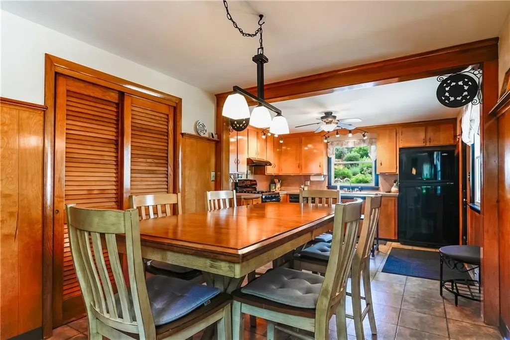 194 Vallette Street Cranston RI 02920