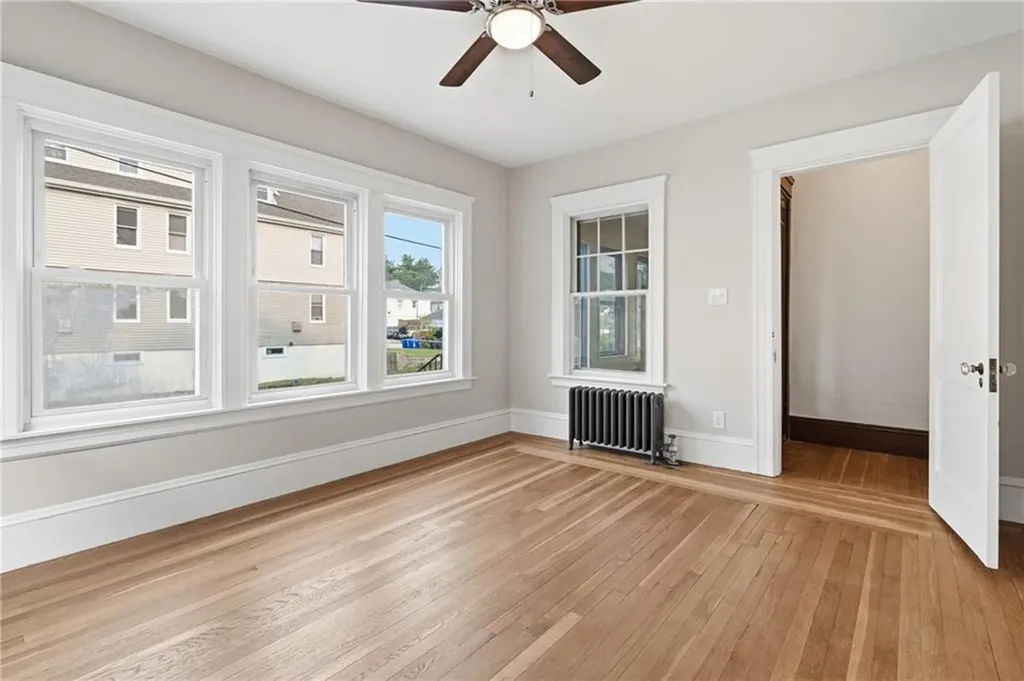 46 48 Ponagansett Avenue Providence RI 02909