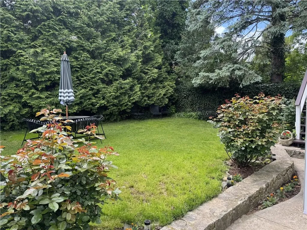 7 Whitwell Avenue Newport RI 02840