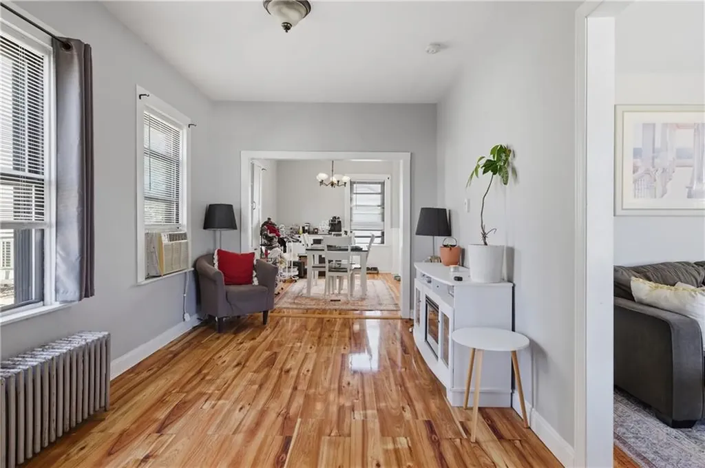 25 Hoppin Avenue East Providence RI 02915