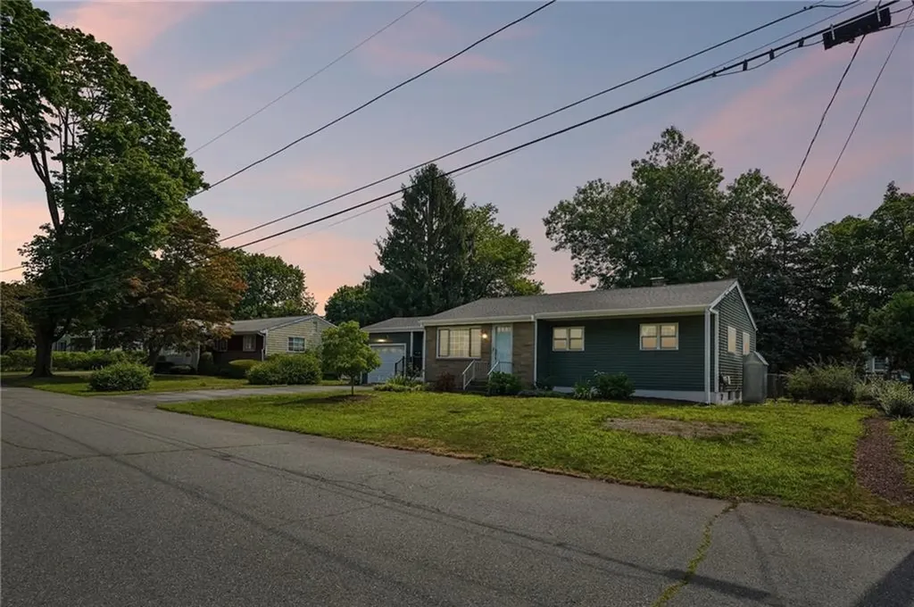64 Ticonderoga Drive Warwick RI 02889