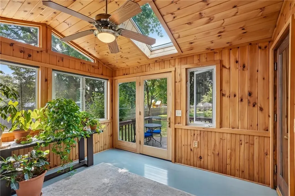 64 Ticonderoga Drive Warwick RI 02889