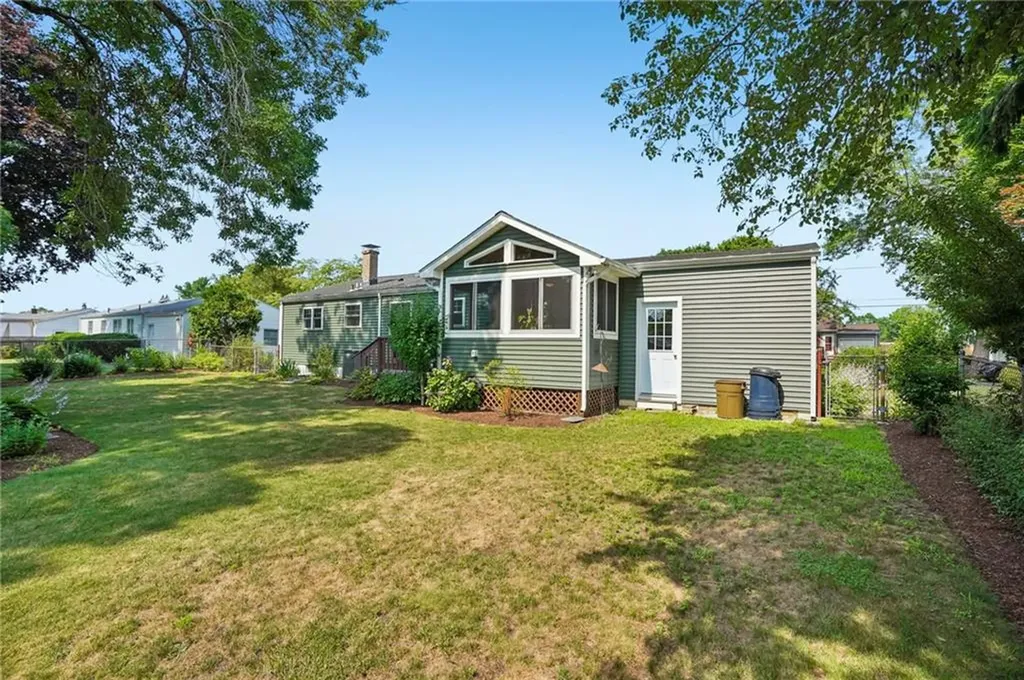 64 Ticonderoga Drive Warwick RI 02889