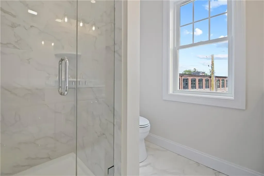 91 Croade Street Warren RI 02885