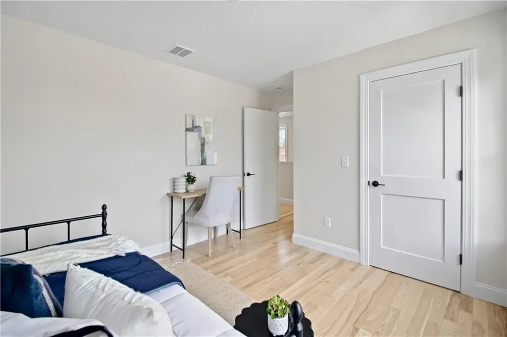 91 Croade Street Warren RI 02885