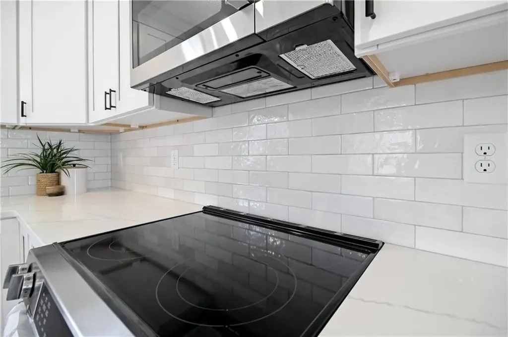 91 Croade Street Warren RI 02885