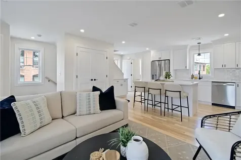 91 Croade Street Warren RI 02885
