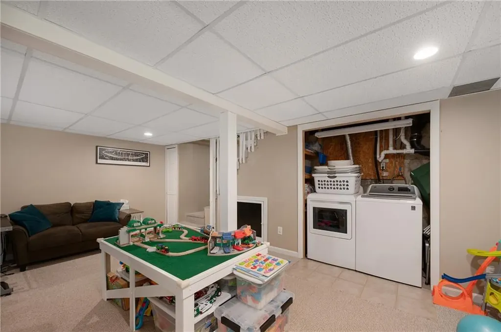 22 Clyde Street Blackstone MA 01504