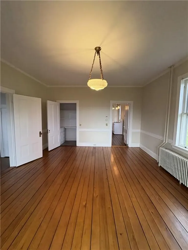 39 Walcott Avenue Jamestown RI 02835