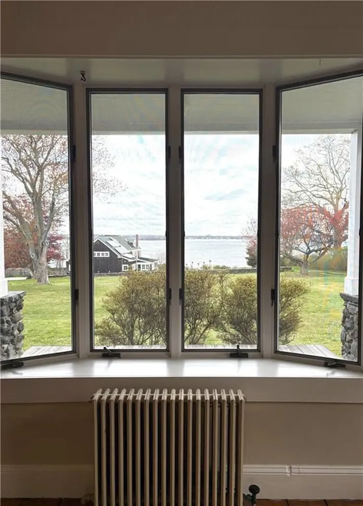 39 Walcott Avenue Jamestown RI 02835