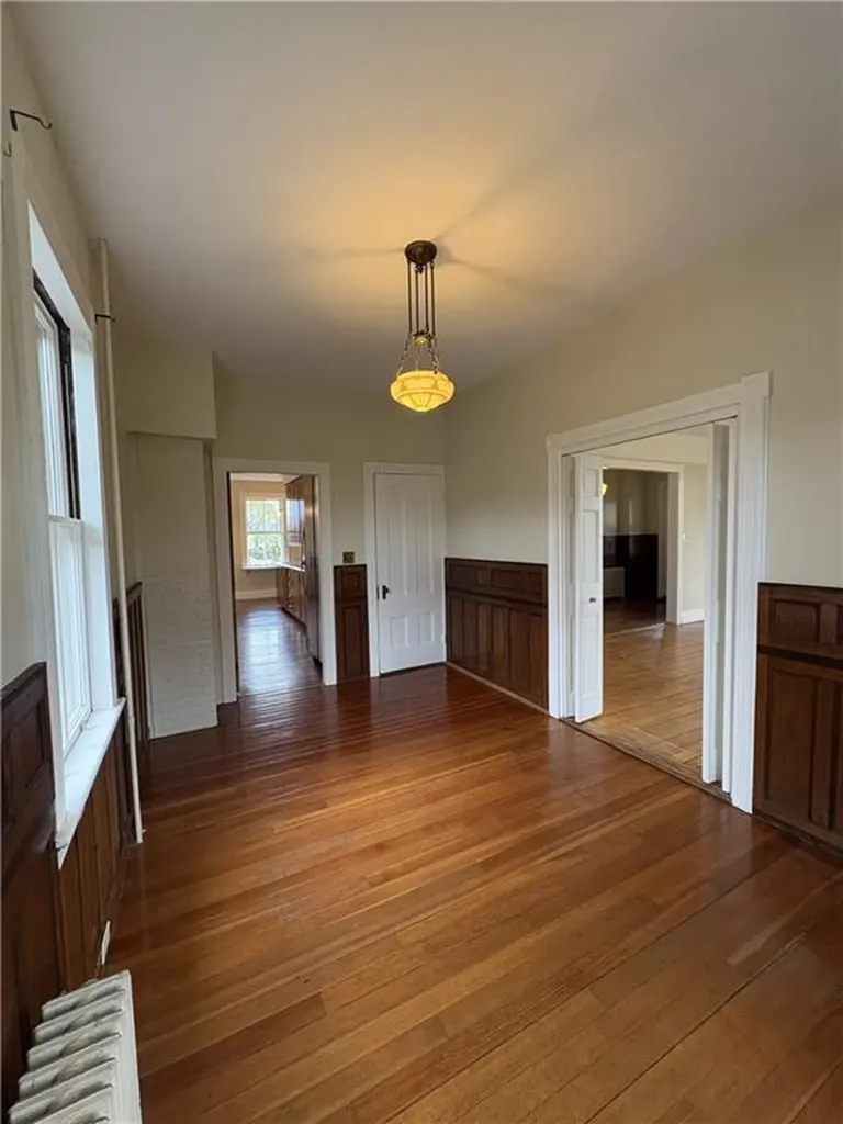 39 Walcott Avenue Jamestown RI 02835