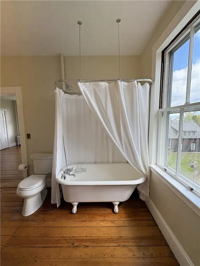 39 Walcott Avenue Jamestown RI 02835
