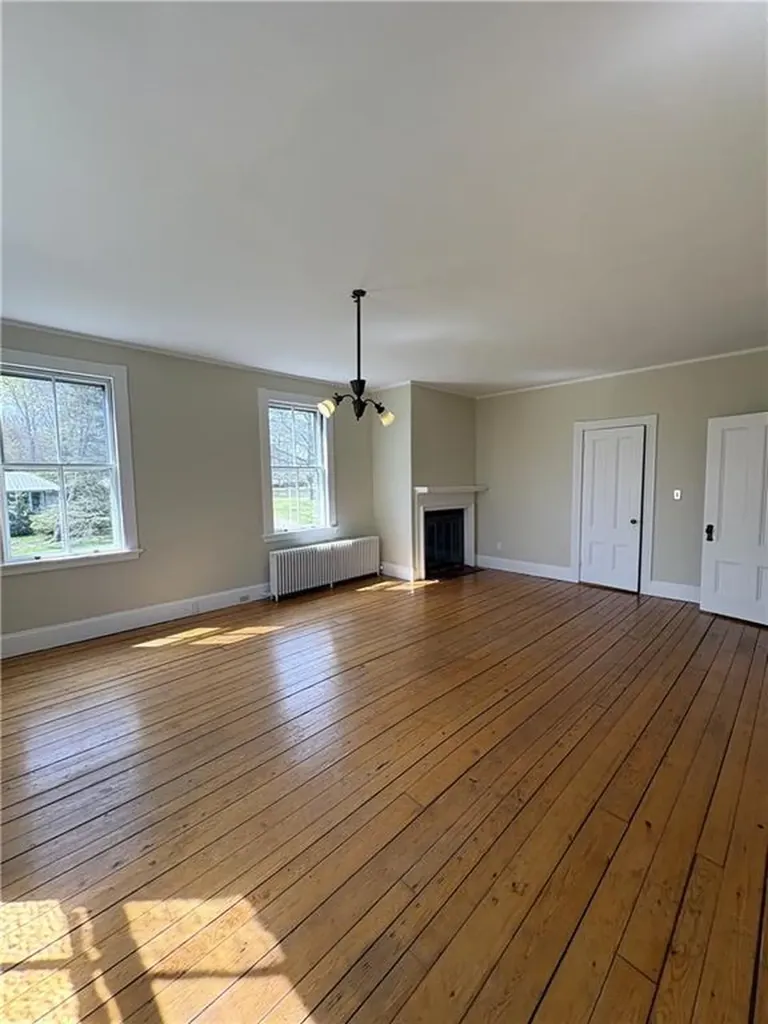 39 Walcott Avenue Jamestown RI 02835