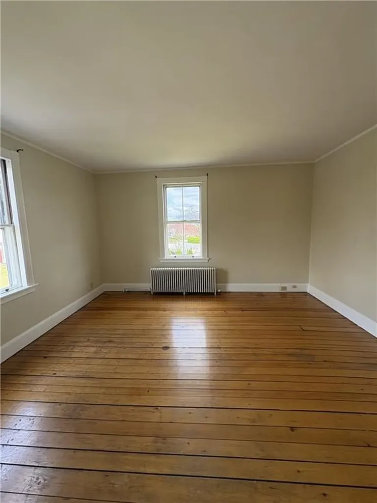 39 Walcott Avenue Jamestown RI 02835