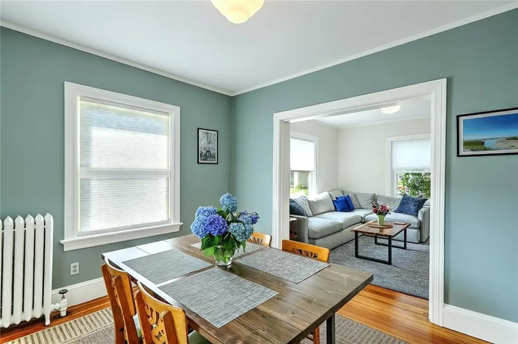 15 Wollaston Street Cranston RI 02910