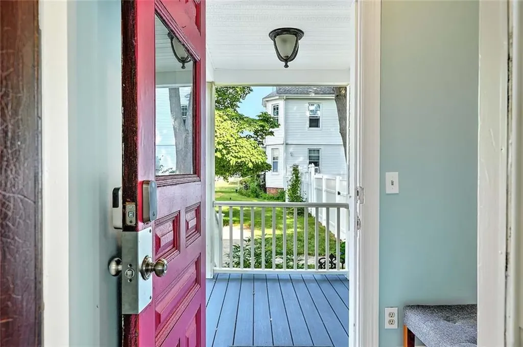 15 Wollaston Street Cranston RI 02910