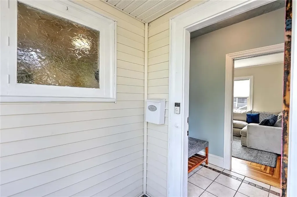 15 Wollaston Street Cranston RI 02910