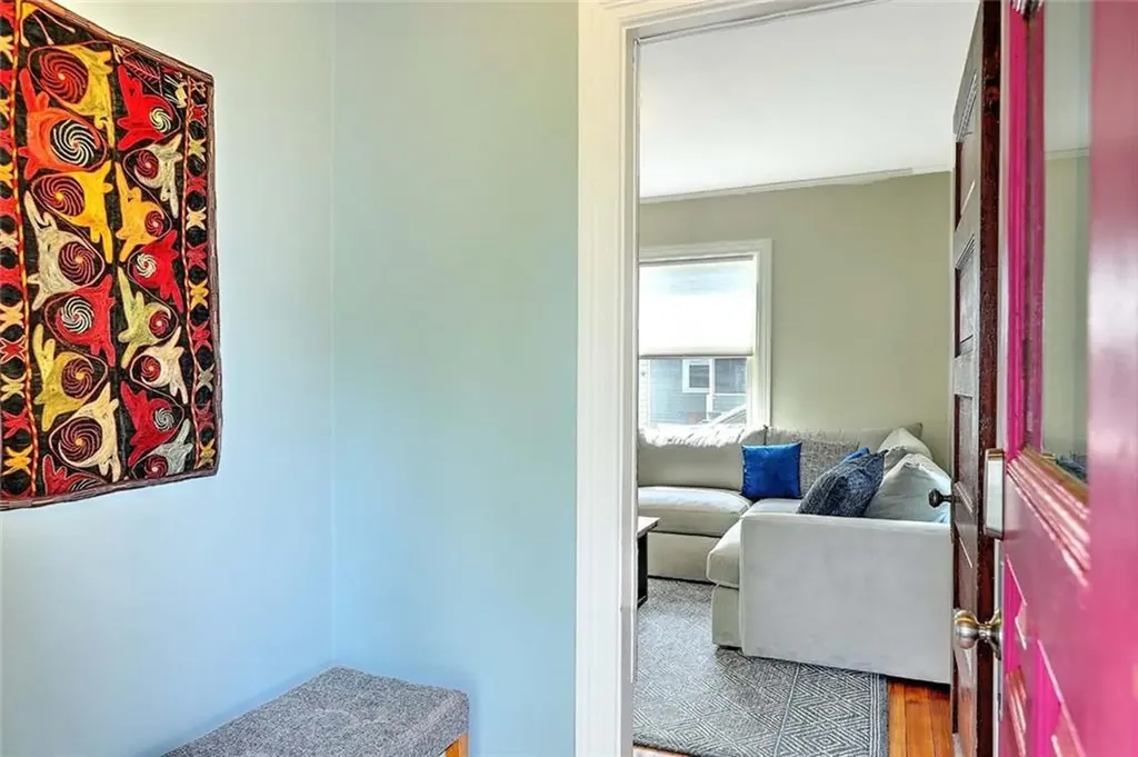 15 Wollaston Street Cranston RI 02910