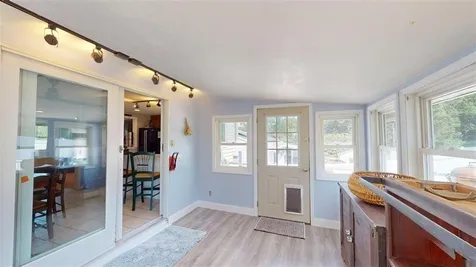 150 Coolidge Street Swansea MA 02777