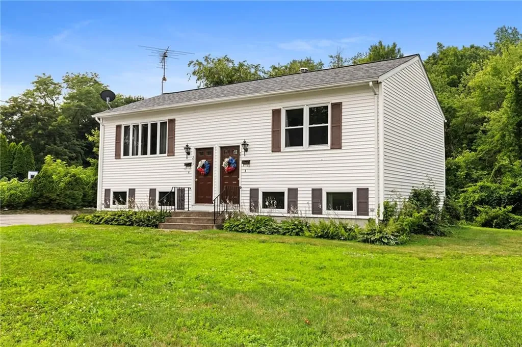 271 273 Chapel Street Burrillville RI 02830