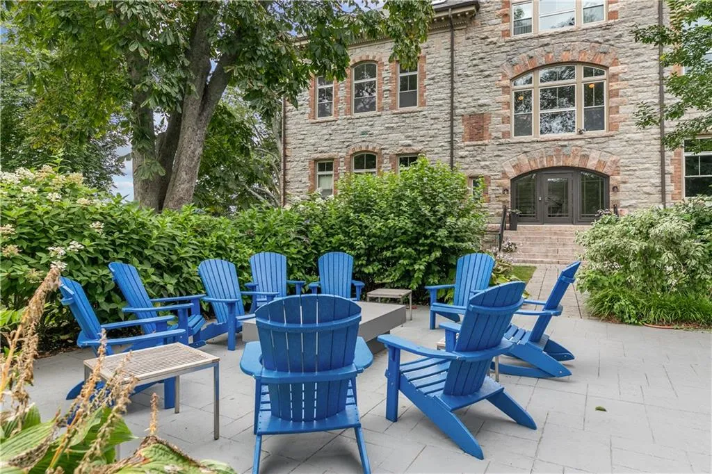 426 Spring Street Newport RI 02840